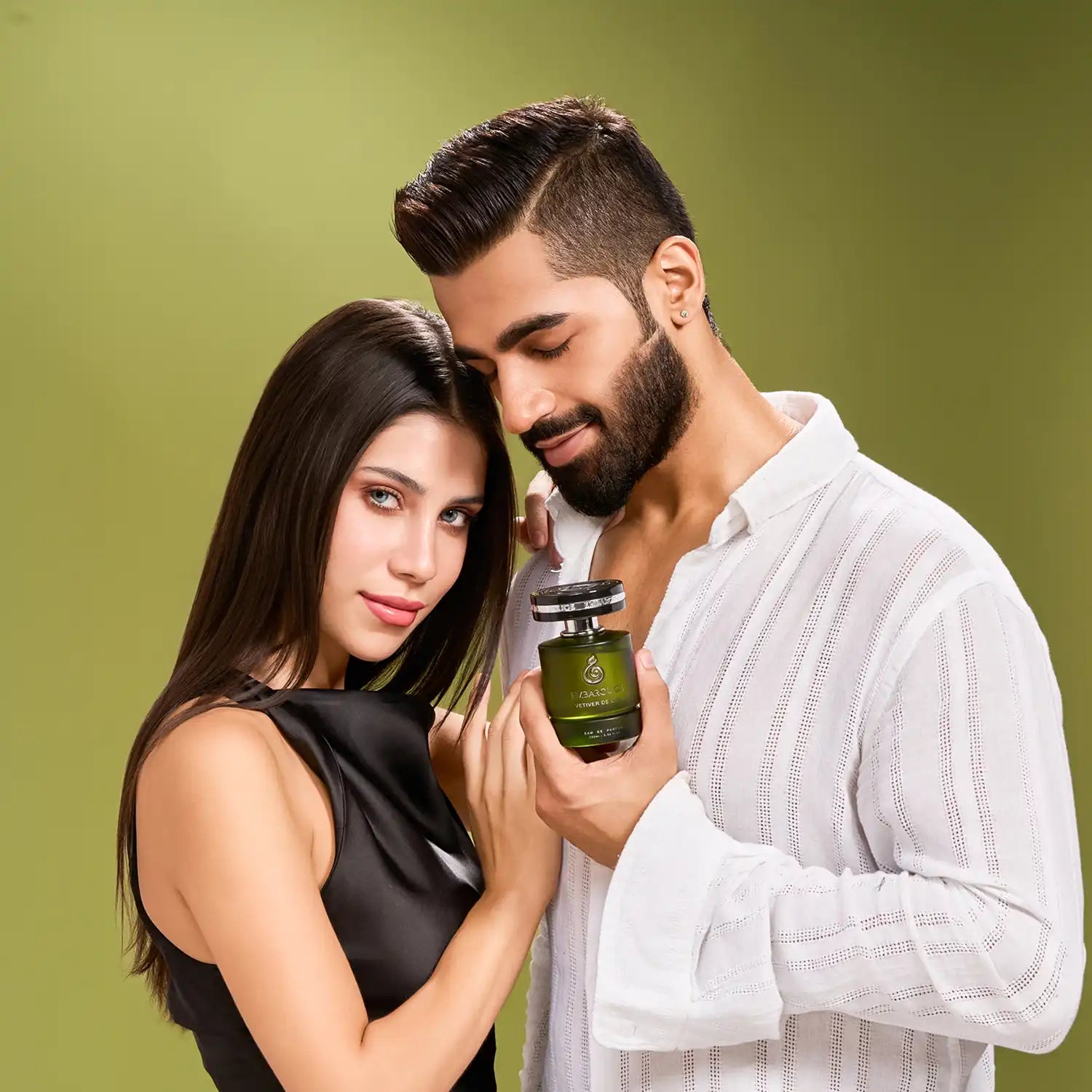 Embarouge Vetiver de luxe Luxury perfume for him Eau De Parfum 100ml - showing it’s best for Evenings &amp; Date Nights lifestyle shoot